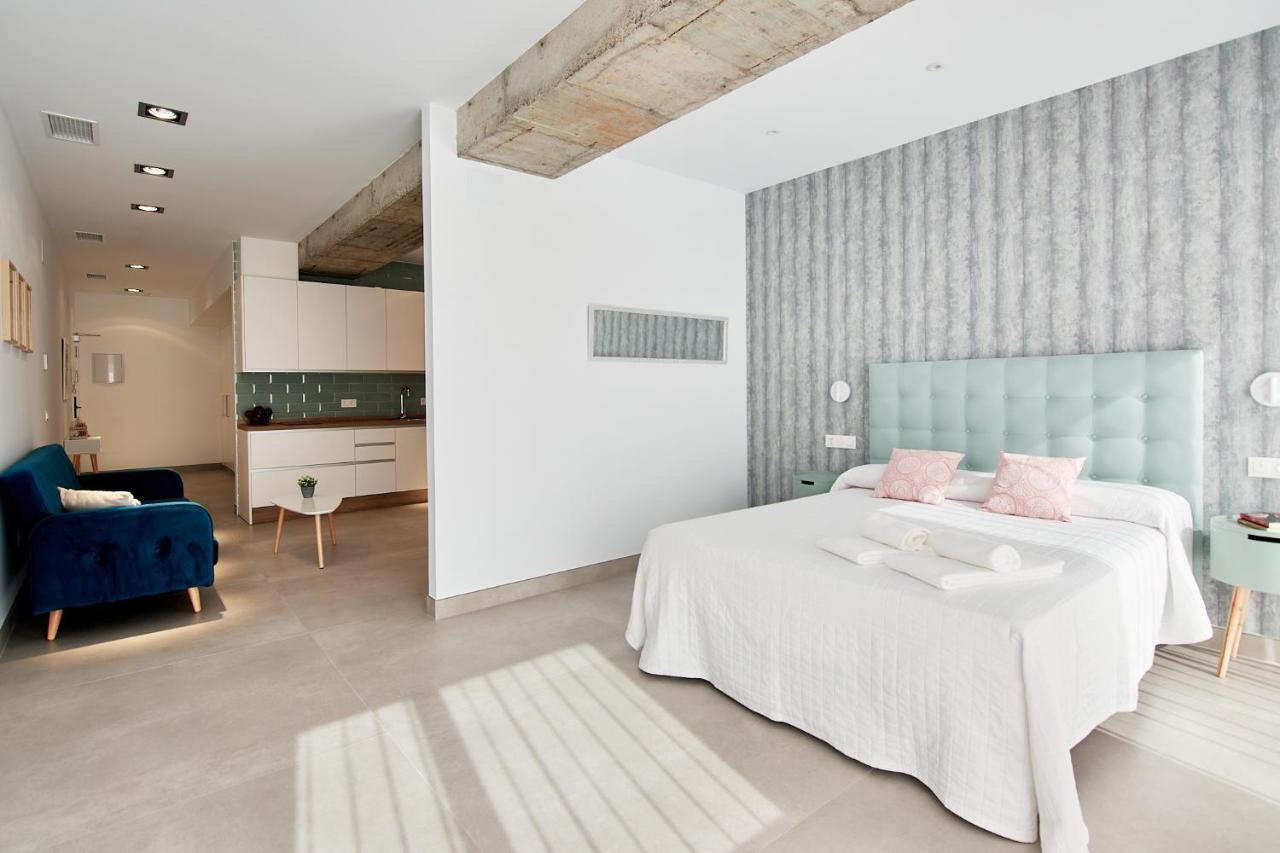 9 NIDOS Céntrica Suites - Nuevo Plasencia Exterior foto