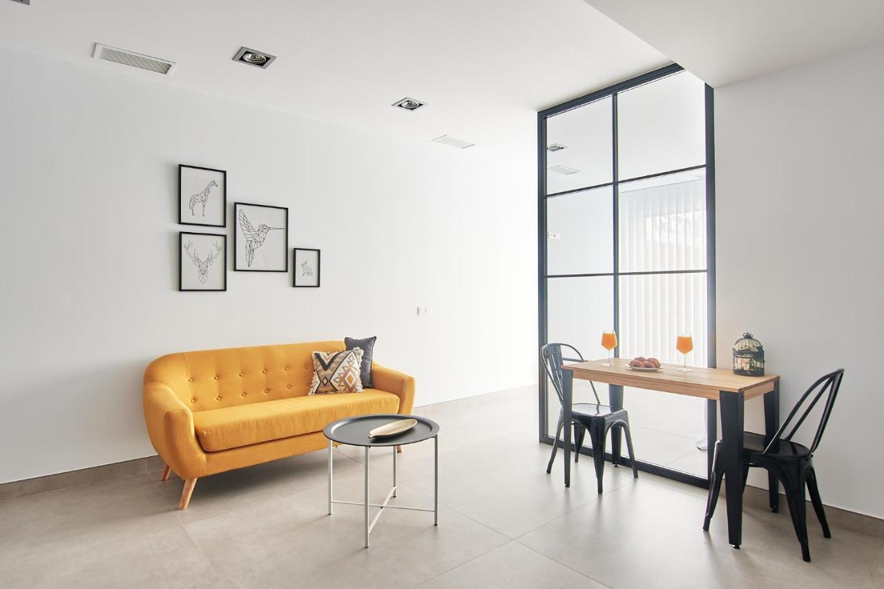 9 NIDOS Céntrica Suites - Nuevo Plasencia Exterior foto