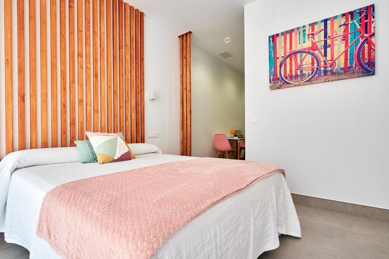 9 NIDOS Céntrica Suites - Nuevo Plasencia Exterior foto