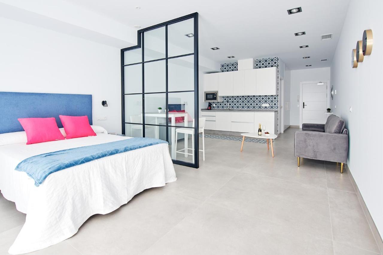 9 NIDOS Céntrica Suites - Nuevo Plasencia Exterior foto